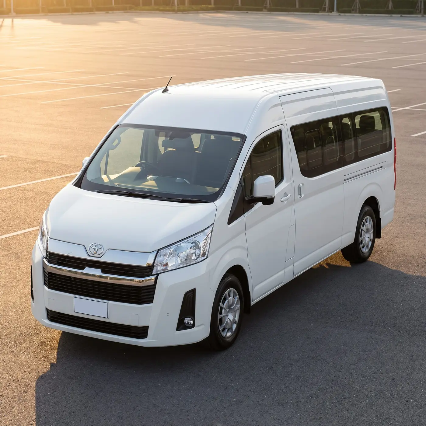 Toyota Hiace, armada 14 kursi